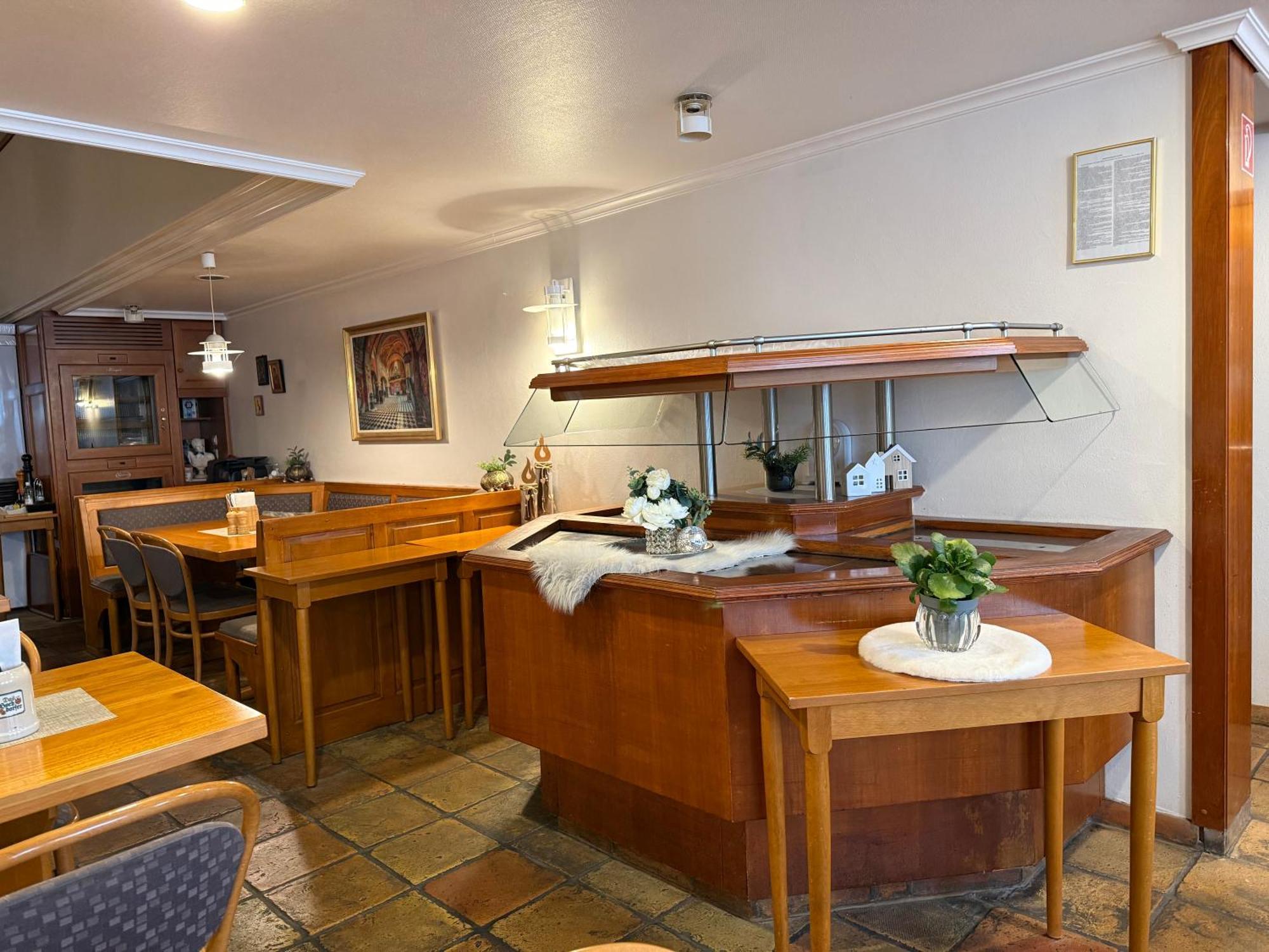Hotel-Restaurant Ratsstube 卡尔夫 外观 照片